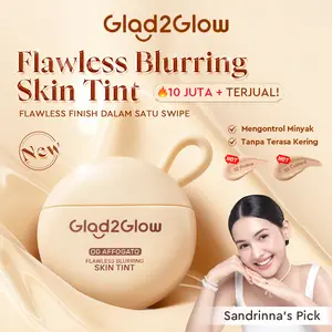 Glad2Glow Skin Tint Flawless Blurrin- Foundation Ringan Mengandung Squalane Melembabkan Skin Barrier Coverage Medium Buildable Menyamarkan Pori Pori Hasil Akhir Natural Soft Matte Oil Control Tahan Lama Seharian