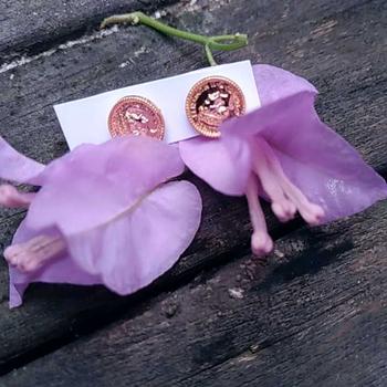 Product Review of Yaxiya Anting Tusuk Wanita Model Koin Aksesoris 493 from D**s 1