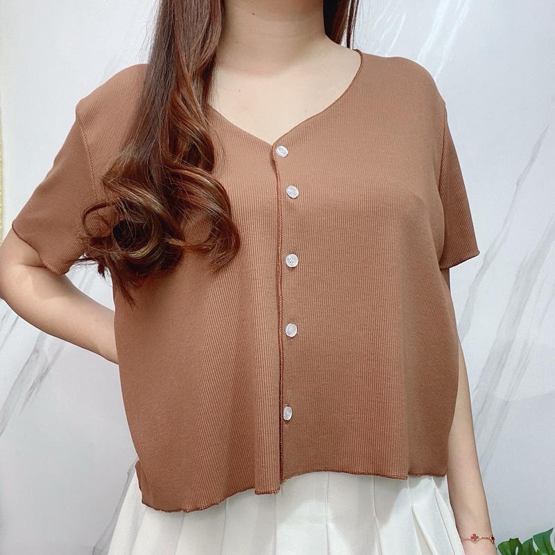 Jayantiacc • Dania Knit Top Vneck Button Atasan Vneck Wanita Kancing 2