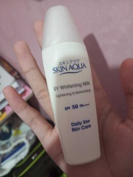 Product Review of SKINAQUA Sunscreen Whitening Milk Moisture Gel Mild Sunblock Mencerahkan Skin Aqua from ** ** 𝓝** ** ׅ** 0