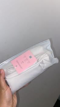 Product Review of Wear Jada - Emma Segi Empat Anti Lecek Adem Ringan Anti Pusing Square from A**𐙚 0