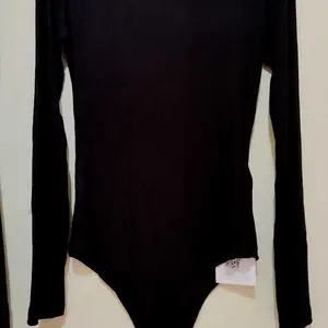 [Premium] Bodysuit lengan panjang dasar untuk wanita
