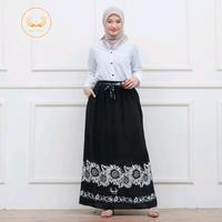 Rok Santriwati Motif Mbak Santri / Rok Batik Wanita Kekinian ...