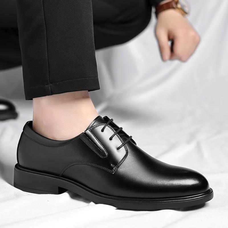 Sepatu kulit pria terbaru, nyaman dan berventilasi, cocok untuk musim semi dan gugur, kasual dan serbaguna, memiliki alas lunak, anti-selip, cocok untuk keperluan bisnis. 3