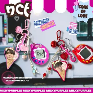 NCT BAGCHARM CONE OF LOVE TAMAGOTCHI KEYCHAIN
