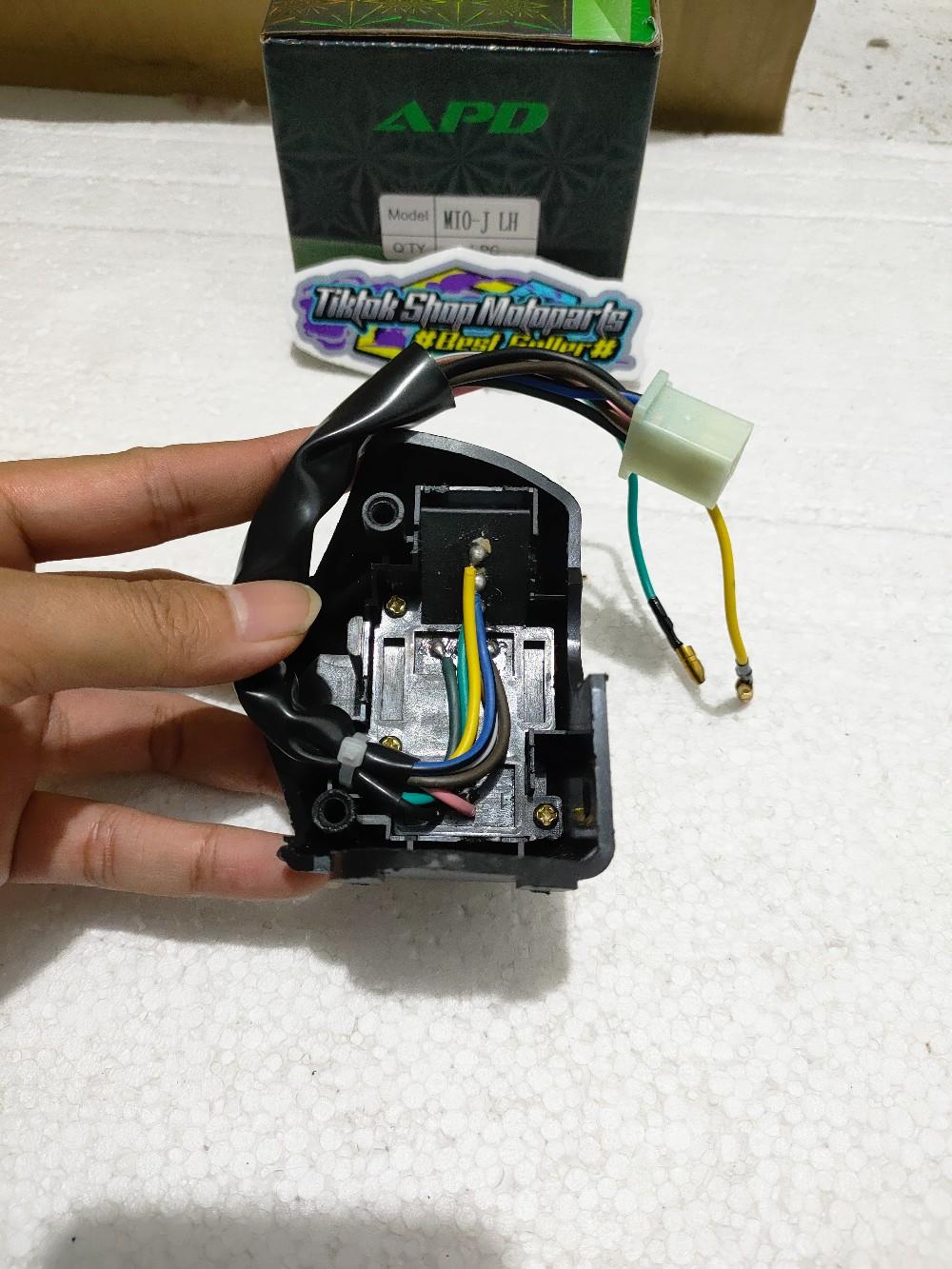 SAKLAR KIRI HOLDER KIRI MIO J,MIO SOUL NEW,MIO SOUL GT,MIO GT,MIO M3,XEON,MIO Z,MIO S,XEON RC KABEL SOKET 8 KUALITAS IMPORT TERBAIK