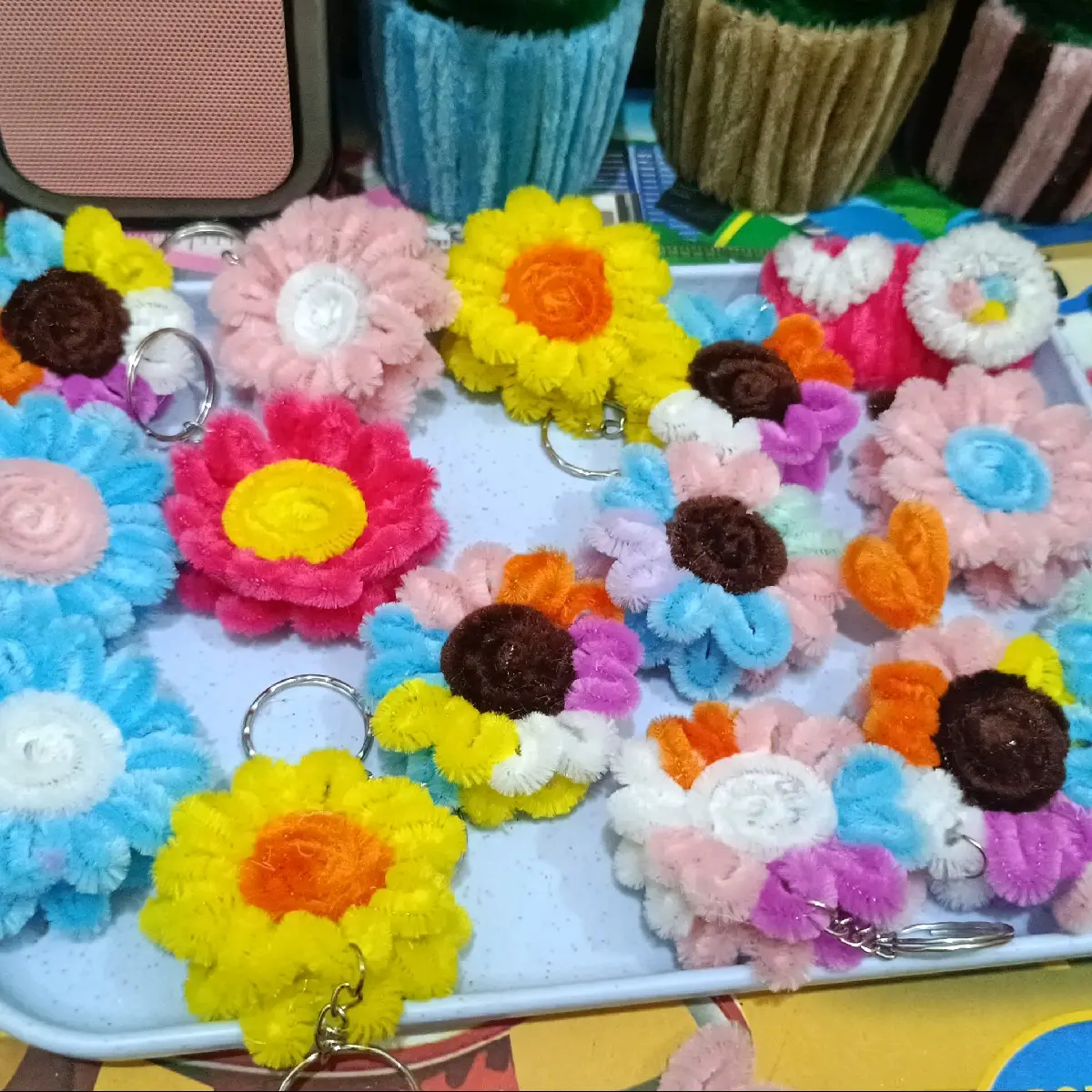 gantungan kunci. gantungan motor . gantungan rumah