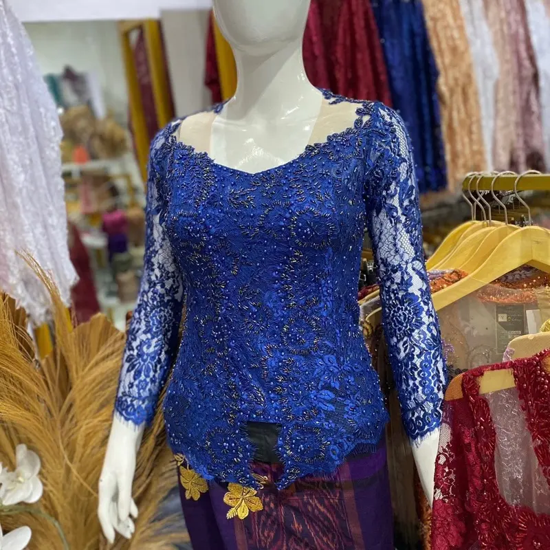 Kebaya Modifikasi Full Payet Tabur Rapat Seluruh Badan - Kebaya Elegan untuk Acara Pernikahan dan Wisuda