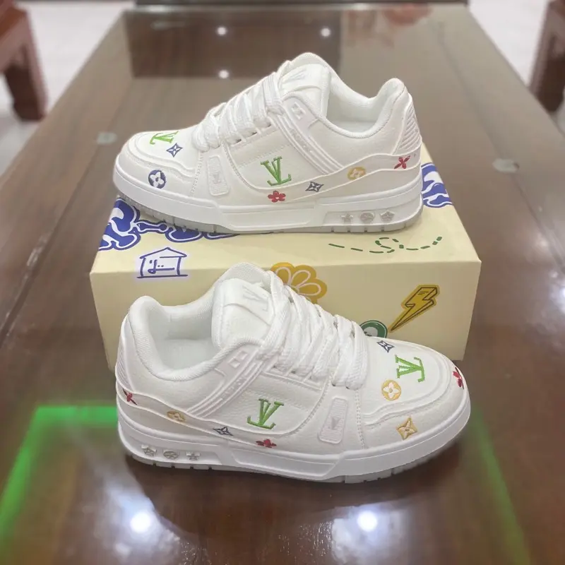 Giày thể thao thiết kế họa tiết thêu nét lên chân êm,giày sneaker nam nữ hot trend