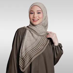 Taqiqoe Scraves Rayyan Series Hijab Segi Empat Motif Syar'i 130x130 & Standar 115x115 Voal Sublime Premium Bahan Voal Poly Pe Lembut Nyaman untuk Segala Suasana