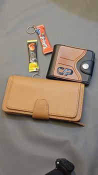 Product Review of Dompet Pendek Pria Wanita Kulit Sintetis Premium Classic Project Variasi Kulit PU Polos Setrip Cowok from A**d 0