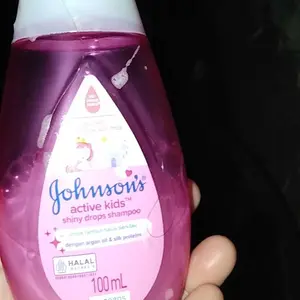 JOHNSON'S Active Kids Shampoo & Bath - Sampo & Sabun Anak 100 ml / 200 ml