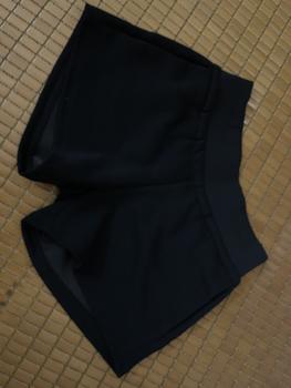 Product Review of Quần Short Nữ Chất Nỉ 2 Da Dày Dặn Thể Thao [ Form nhỏ ] from T**h H**n 1