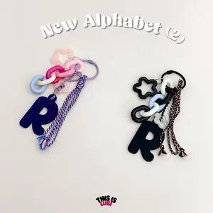 Thisislubi - Gantungan Huruf NEW Alphabet 2.0 Bag Charm Keychain Abjad Akrilik Bag Charm Keychain Macrame (2) Aksesoris Tas Hiasan Manik Ganci