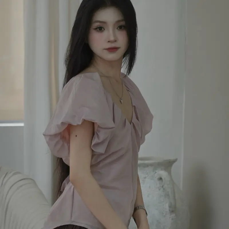 Áo kiểu cổ V, tay phồng, có dây buộc eo lưng KIMI | BigBuy360 - bigbuy360.vn