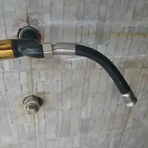 Paket keran PVC+selang fleksibel 360 Derajat Hitam W9