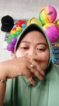 Product Review of Jilbab Bergo Instan Simple Daily M & L By Nararya from c**k m**s 0