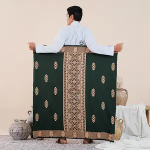 AT-THAR Sarung Batik Sarang Tawon Rayon Halus Adem Premium BUsana Muslim Pria Dewasa Terbaru