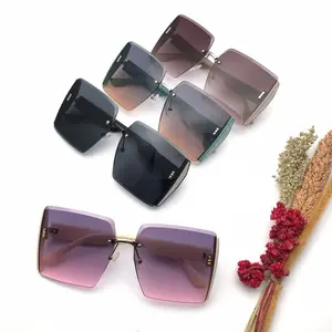 Kacamata Hitam UV400 Bingkai Besar Bentuk Kotak Gaya Vintage Klasik Untuk Wanita premium Lensa Eyewear Sunglasses