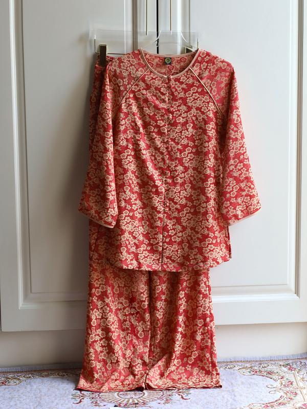 DL157 GẤM ĐỎ RUBY Họa Y Pháp Phục bộ Đồ Lam Đi chùa - Phật Tử Nữ - Chất lụa cao cấp- Size S M L XL XXL-Truyền Thống Thường Mặc Women thanh Lịch áo hoa sen Voi trung niên bà ba big