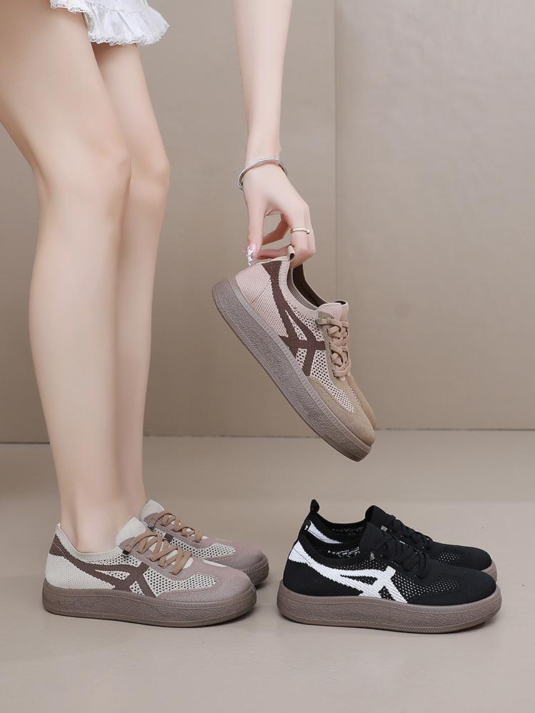 Product Introduction of 2025 summer new women's casual shoes Breathable mesh surface comfortable shoes for many occasions can be worn shoes 11