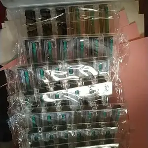 Refill Pisau Cukur 36 48 Pcs Mata Silet 2 Lapisan Universal untuk Cukur Kumis Jenggot dan Wajah Pria dengan Bonus Krim Cukur Cocok untuk Pemakaian Harian