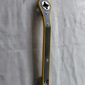 Kunci pas dongkrak / kunci dongkrak mobil free adaptor