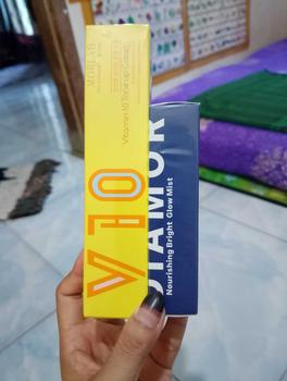 Product Review of MORLAB - PAKET COMBO BRIGHT ( 1 PCS MORLAB V10 VITMANIN TONE UP CREAM + 1 PCS NOURISHING BRIGHT GLOW MIST ) BPOM from i**a 2