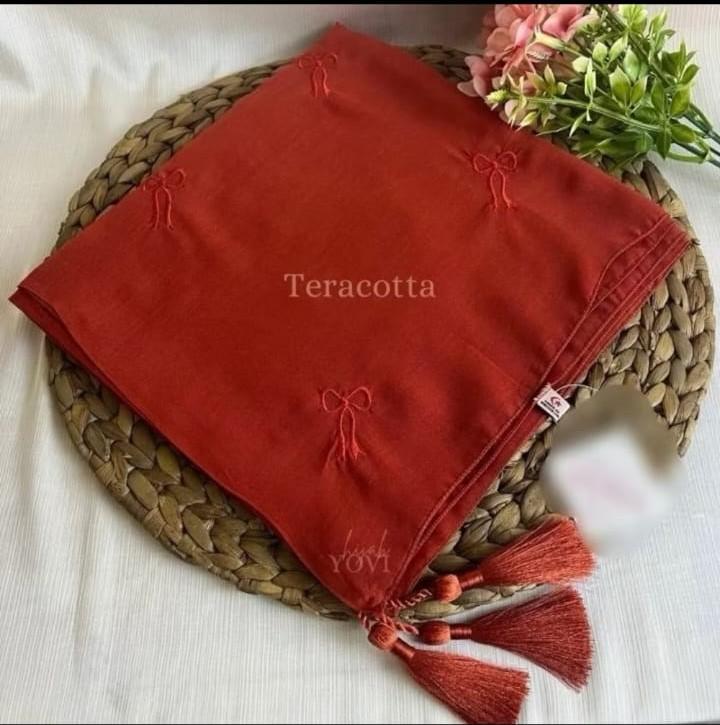 Kerudung Segi Empat Coquette Paris Jadul Tassel Hijab Bordir Pita Kecil 4