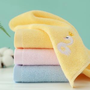 ผ้าขนหนูผ้าฝ้ายแท้ 3 แพ็ค ผลิตจากผ้าฝ้าย 100% แห้งไว ดูดซับดีเยี่ยม ทนทาน เหมาะสำหรับเล่นกีฬา ใส่สบาย นุ่ม ลายสัตว์ ดีไซน์น่ารัก