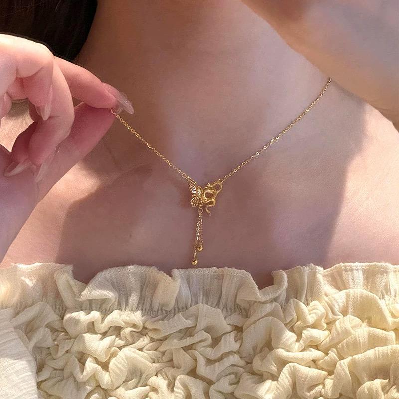 Product Introduction of Korea fashion snake and butterfly tassel necklace women gold color ins student birthday gift 11