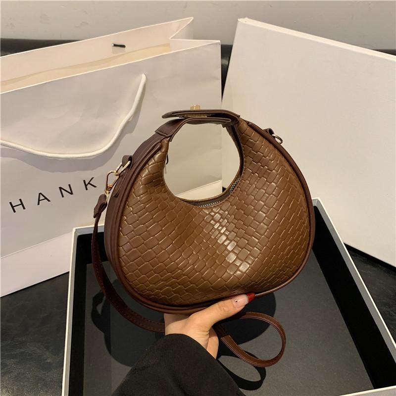 Product Introduction of Beg Bulan Sabit Kulit Lembut Berkait, Fesyen dan Kasual, Beg Selempang Ketiak Satu Bahu, Beg Pegang Tangan, Baharu untuk 2024 0