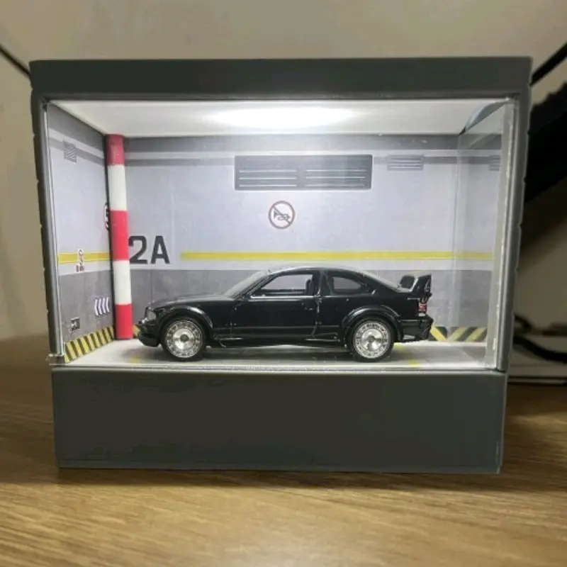 Display Hotwheels Akrilik Premium + Lampu 7