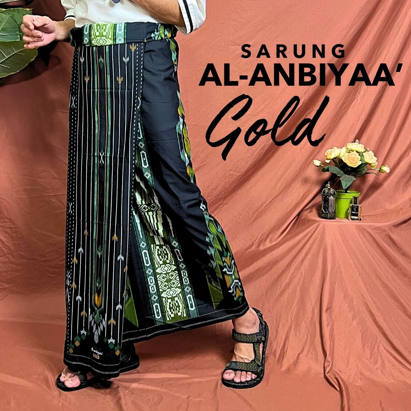 Sarung Santri Pria Dewasa Muslim Katun Al Anbiyaa Motif Songket Dasar Hitam Tenun