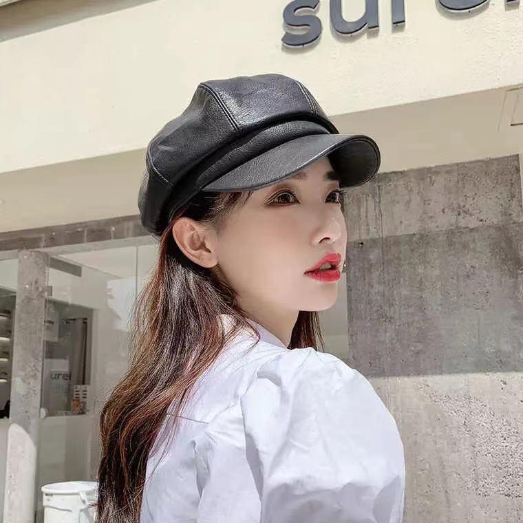 Product Introduction of Mũ Bát Giác, Da PU, Thiết Kế Đơn Giản, Phong Cách Trơn Thời Trang, Dành Cho Nam Và Nữ Da Đen, Phong Cách Hàn Quốc, Kiểu Mũ Vịt 1