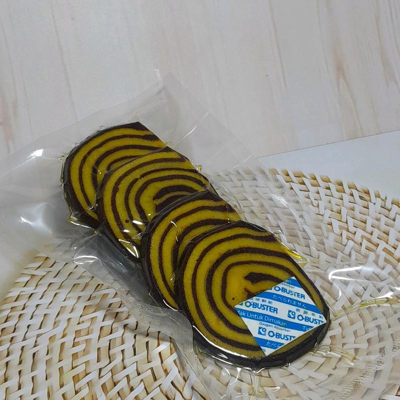 pinggiran lapis rooll legit coklat berat 250gram 0