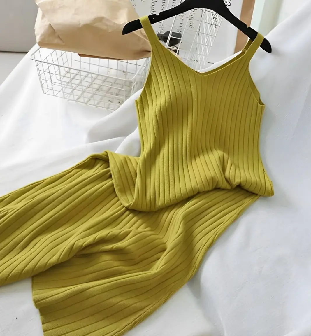 MS Dress Rajut Isyana Ld 90 - 100 cm P 110 cm B 250 gr Cotton Acrylic #4421