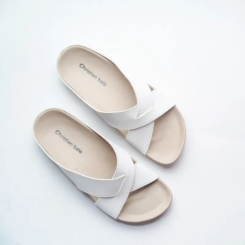 Christian Bale Jessica sendal flat wanita Casual Sandal 2