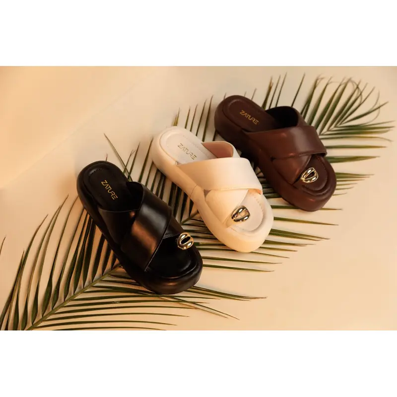 Sandália Feminina Zature Flatform Plataforma Tiras X Cruzada Acolchoadas Antiderrapante Enfeite Metalizado