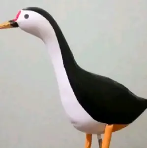 jontrot burung patung ruak ruak