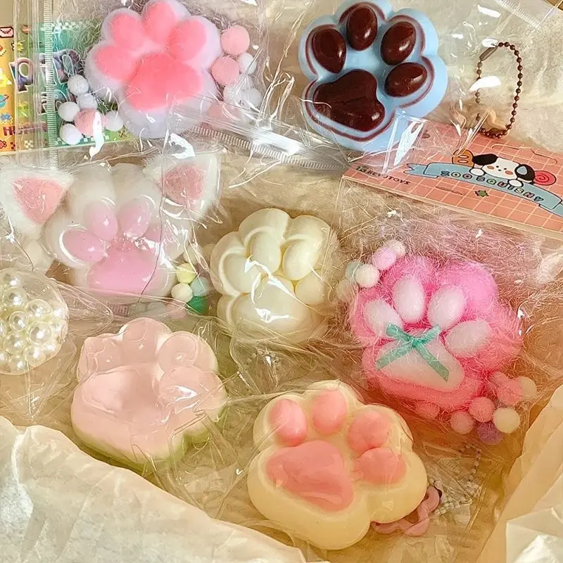 taba squishy mainan pencet pinch paw skuisi super squeezy lembut stress relief 2