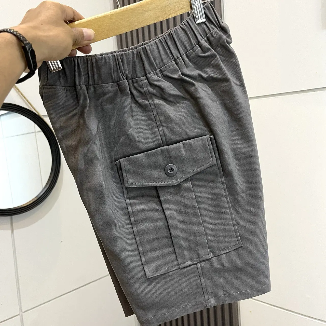 Cargo Pendek Abu Tua Stretch