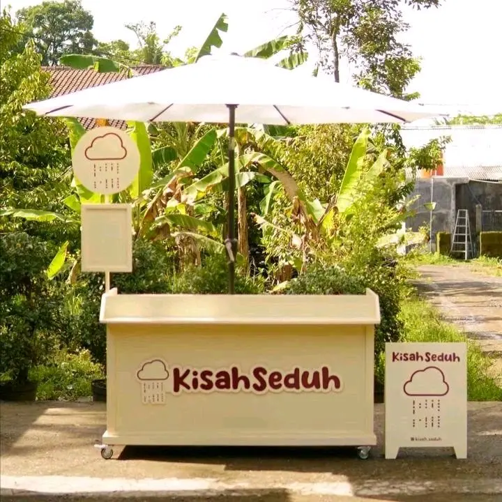 booth gerobak portable bongkar pasang murah / booth model koper