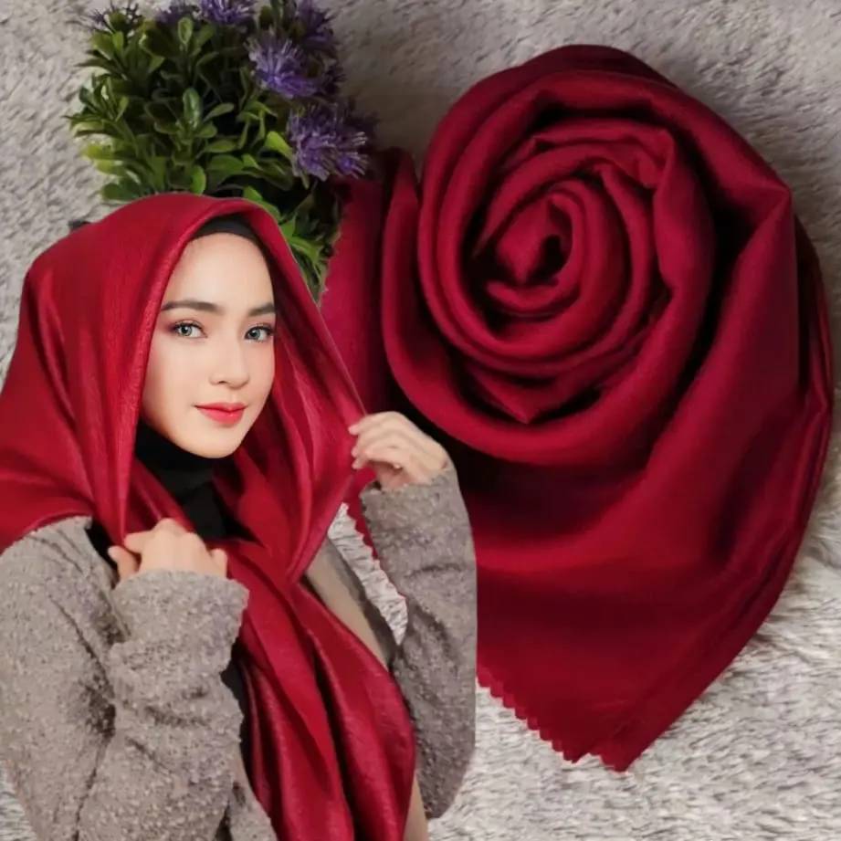 Hijab shinar glamour lasercut hijab glitter segiempat 110x110 premium polos gliter termurah hijab pesta hijab segiempat glowing Square Muslim  Syari