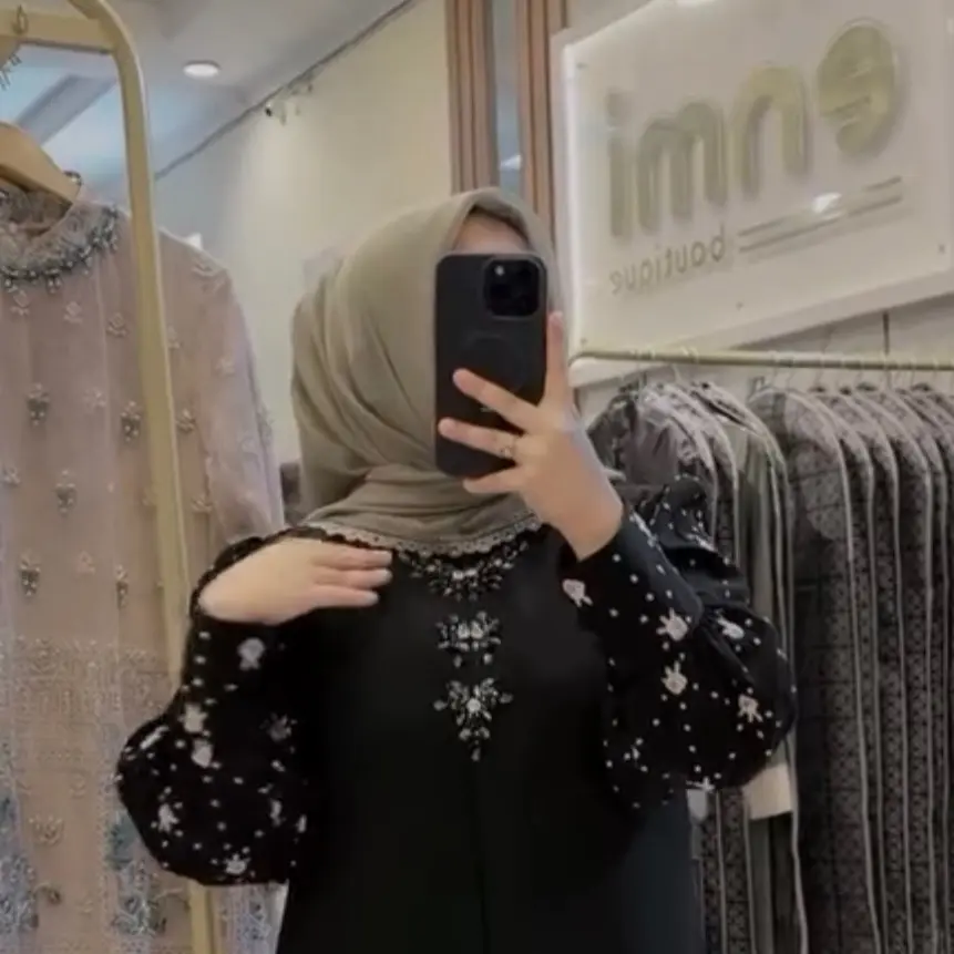 Gamis Lily Payet Batu Tangan Bordir Bunga