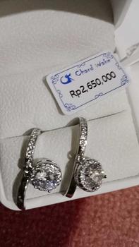 Product Review of 【003Harga telah dibanting, segera di CO】Chard Wake Anting princess round Anting wanita elegan high quality cantik elegan anti Zirconia 1 Carat Sertifikat GRA Kotak Indah   CWE002 from i**c 1