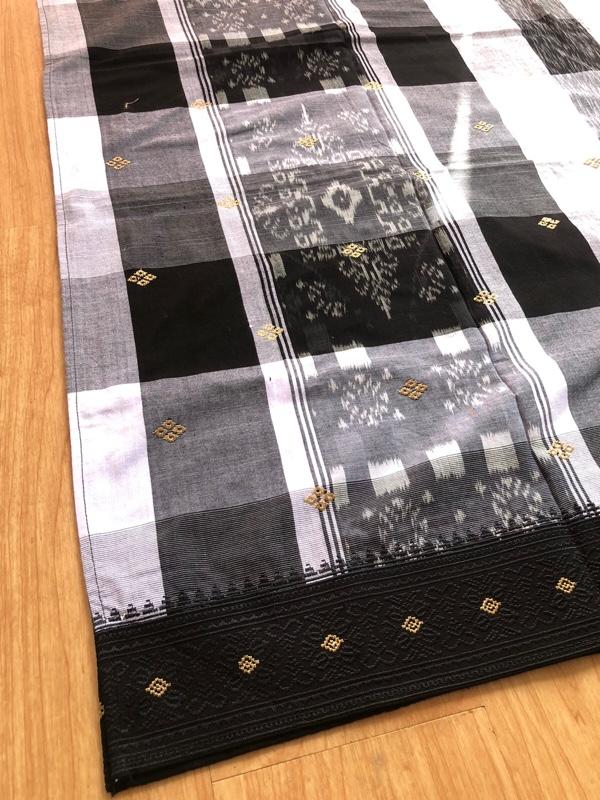 Saput Poleng Endek motif elegan Selendang