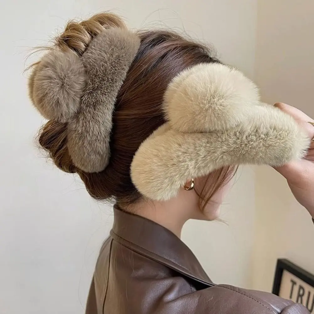 Cute Plush Faux Fur Hair Clip Soft Headwear Hair Claw Non-slip Hair Barrettes Hair Accessories