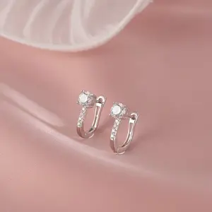 Anting permata kecil gaya classy / geometris U  huggie earrings anti karat