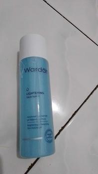 Product Review of Wardah Lightening Toner with Advanced Niacinamide 125 ml - Facial Toner - Perawatan Muka Hitam from m**i 0